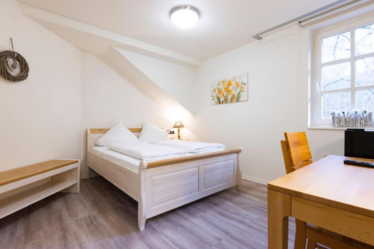 Hotel Blechhammer ไคเซอร์สเลาเทิร์น ภายนอก รูปภาพ