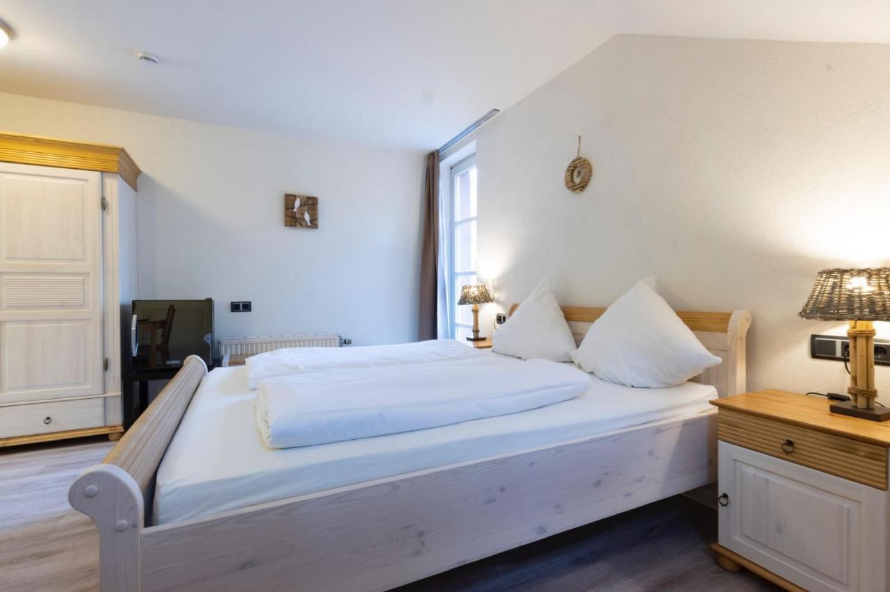 Hotel Blechhammer ไคเซอร์สเลาเทิร์น ภายนอก รูปภาพ